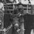 Porto Empedocle, Sicilia, 1962, Un carrettiere conversa con un compagno (Un carrettiere conversa con un compagno dall’alto del suo carretto). Stampa originale d’epoca alla gelatina ai sali d’argento, 35,5 x 23,5 cm, archivio Cascio, Roma