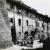 Fotografo non identificato, Via della Consolazione: interno fabbricato prima delle demolizioni 1931 Gelatina bromuro d’argento - Museo di Roma, Archivio Fotografico